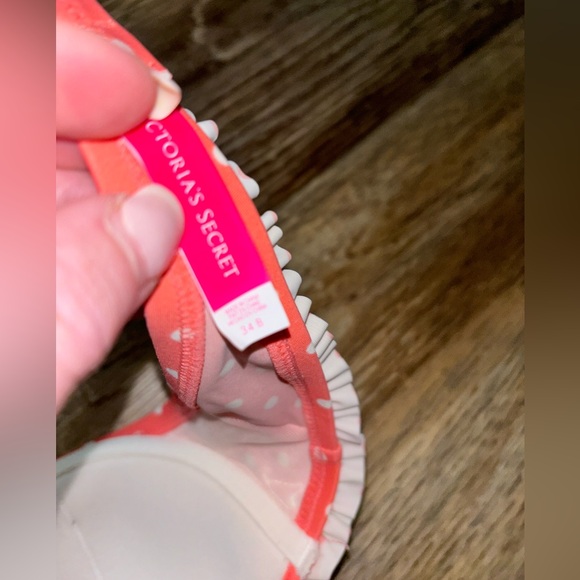 Victoria's Secret Orange and White Polka Dot Ruffle Bikini🍑🏖️ - Picture 3 of 10